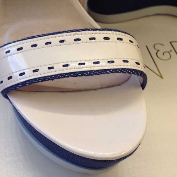 Joan & David- Denim platform wedge blue/tan “5” heels - Picture 6 of 8